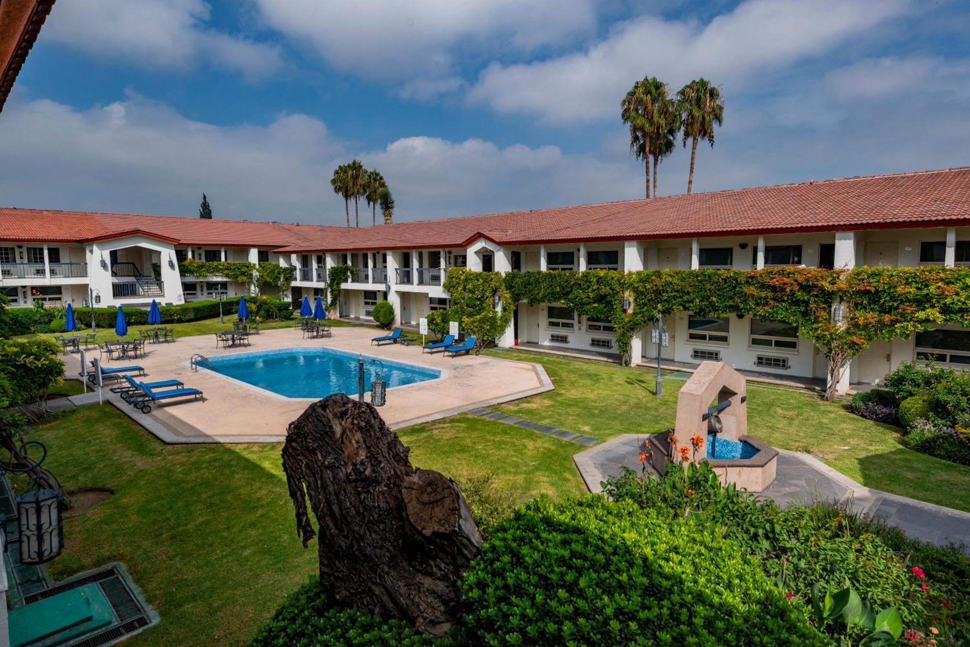 Quinta Dorada Hotel & Suites Saltillo Eksteriør billede