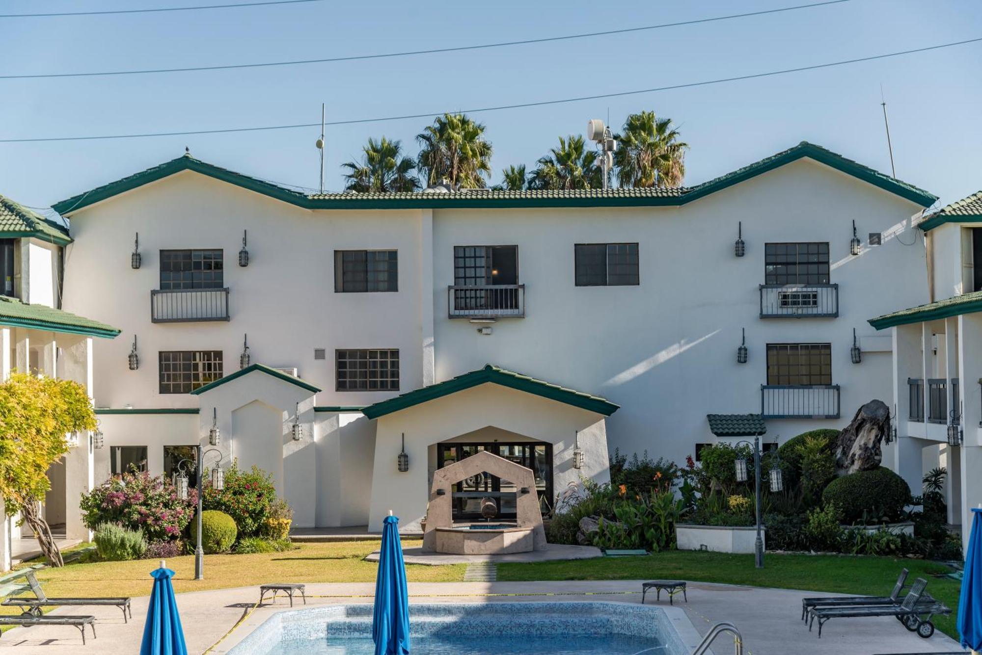 Quinta Dorada Hotel & Suites Saltillo Eksteriør billede